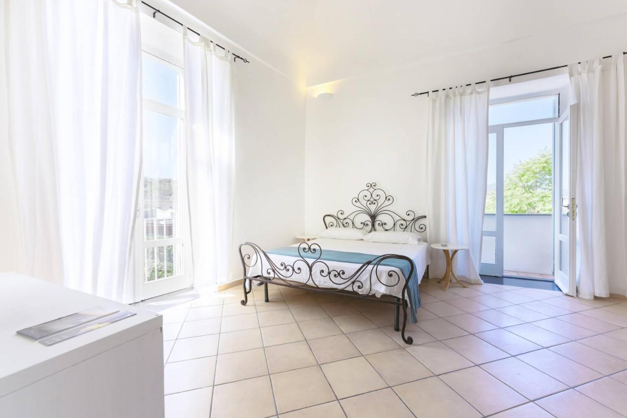 Palazzo Attila - Gioia Apartments Procida Eksteriør billede